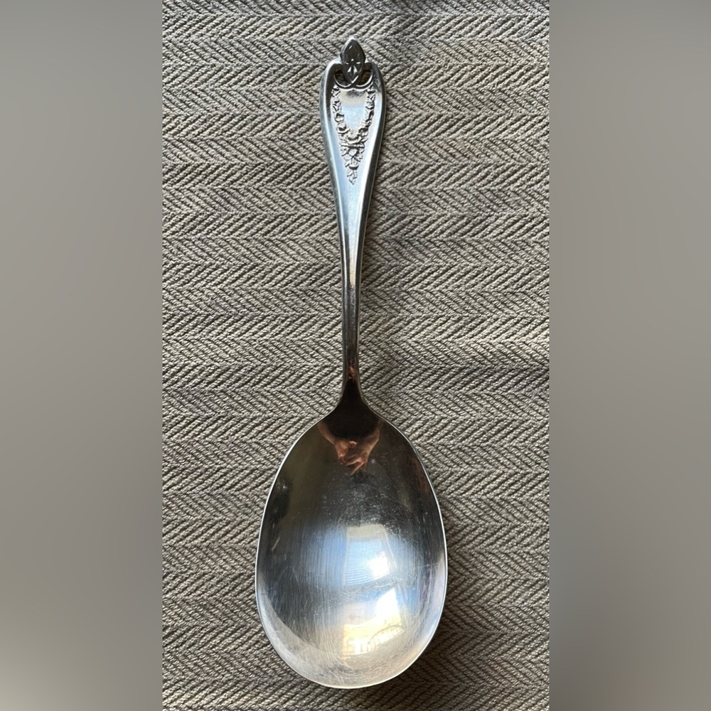 1847 Rogers Bros Old Colony Silver-Plated Serving Spoon 9.5”